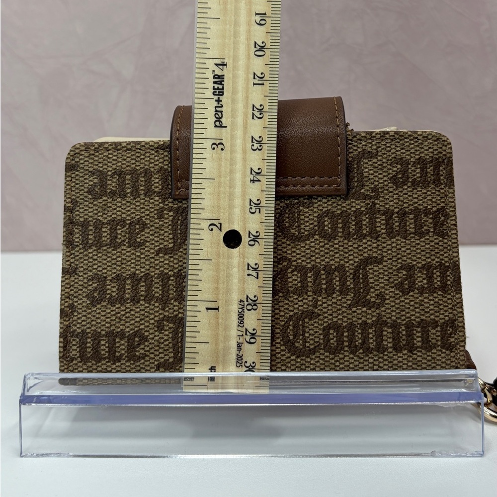 Juicy Couture All Things Juicy Tab Card Wallet Chestnut Chino - Picture 7 of 14